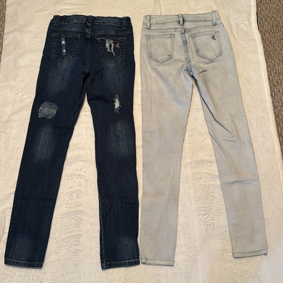 VIP Distressed Jeans Bundle - Picture 3 of 8